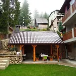 Ice Queen Vlasic Apartmanhotel 3*