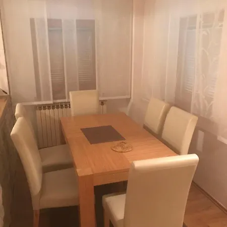 Ice Queen Vlasic Apart-hotel