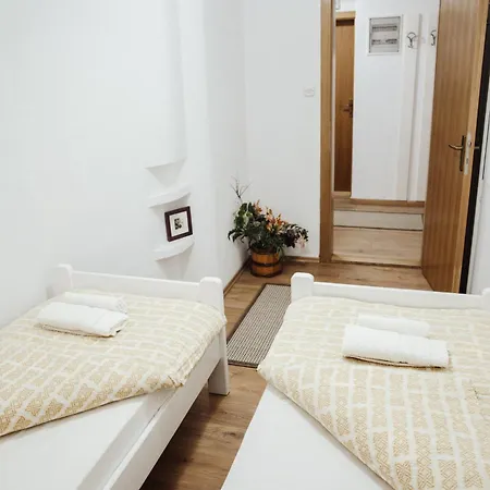 Ice Queen Vlasic Aparthotel