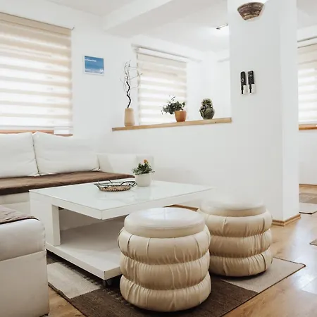 Ice Queen Vlasic Aparthotel