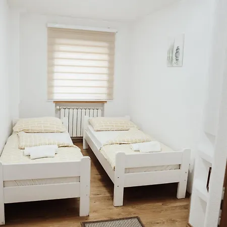 Ice Queen Vlasic Aparthotel