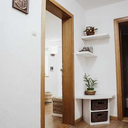 Aparthotel Ice Queen Vlasic Sisava